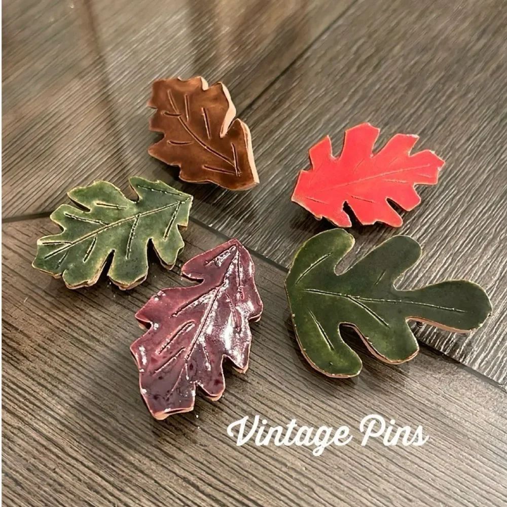 Vintage Clay / Ceramic Fall Leaves Pins